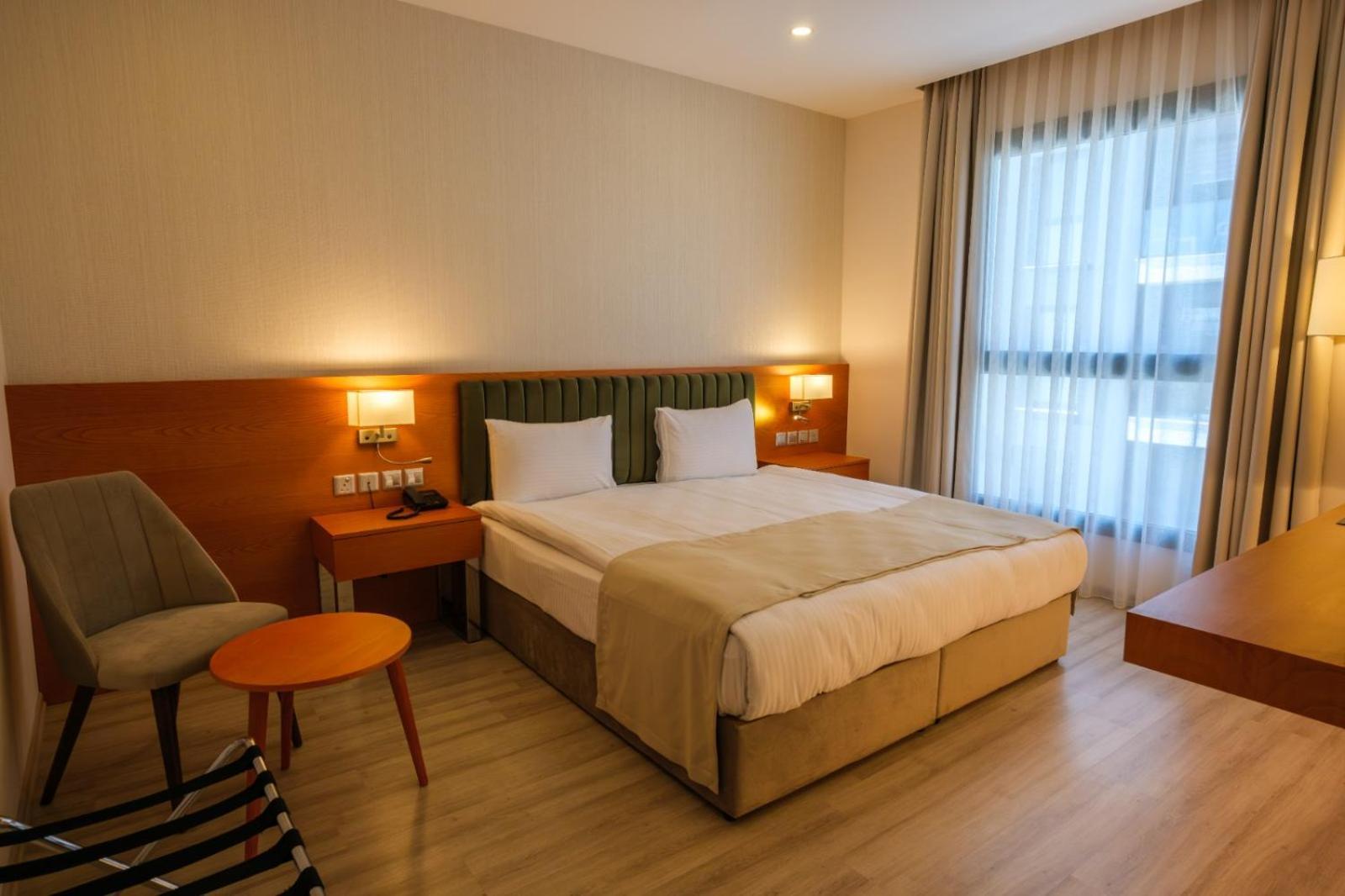 Caddem Inn Hotel ฟามากุสต้า ภายนอก รูปภาพ